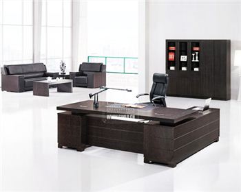 成品辦公家具好還是定制辦公家具好？怎么選？